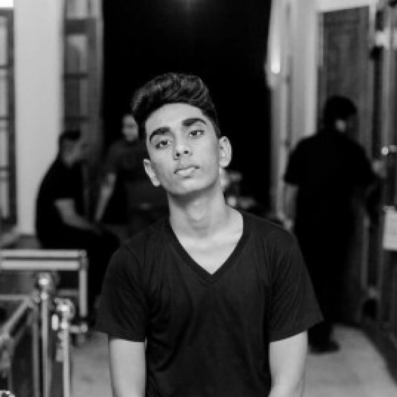Profile photo of dilum