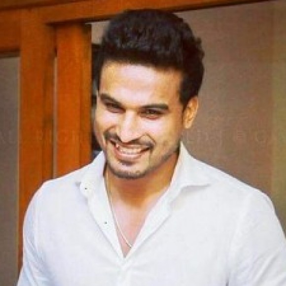 Profile picture of ashane wickramasinghe