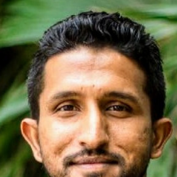 Profile picture of Dan Sam