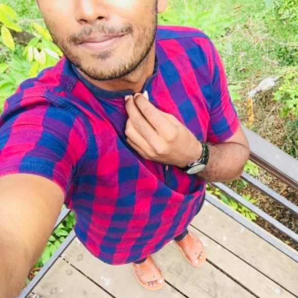 Profile picture of Raween Hasiru