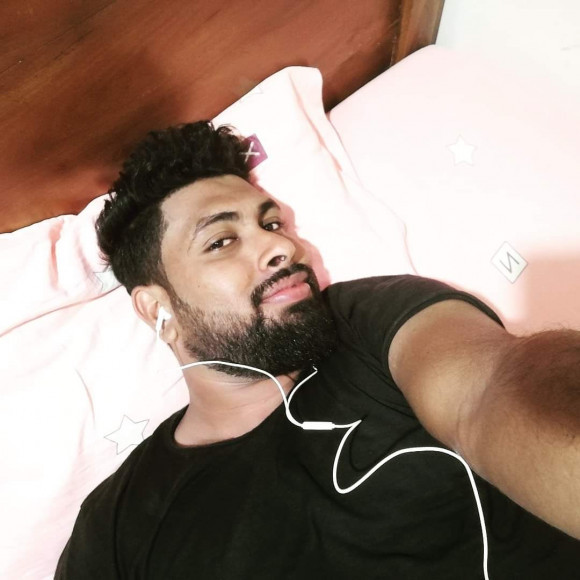 Profile photo of Hashan kirindigoda