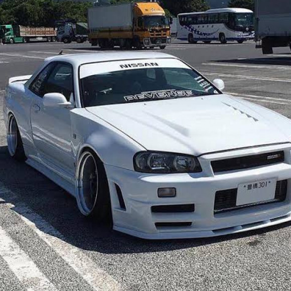 Profile picture of kaviya