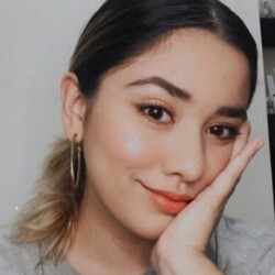 Profile photo of Young Vicky