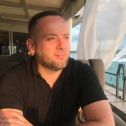 Profile photo of Vincent