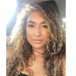 Profile photo of Ariana