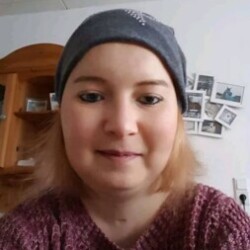 Profile photo of Alina Hanson