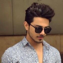 Profile picture of oiver max