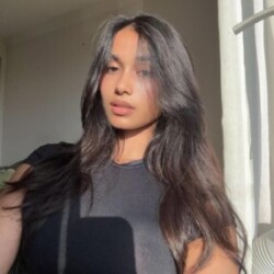 Profile picture of Rashmi