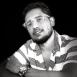 Profile picture of Riza