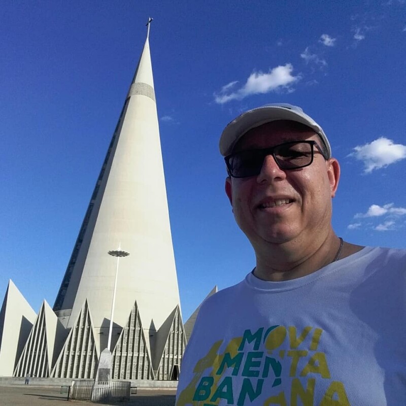 e6fb984d-0587-4629-a263-419e0f5904d9